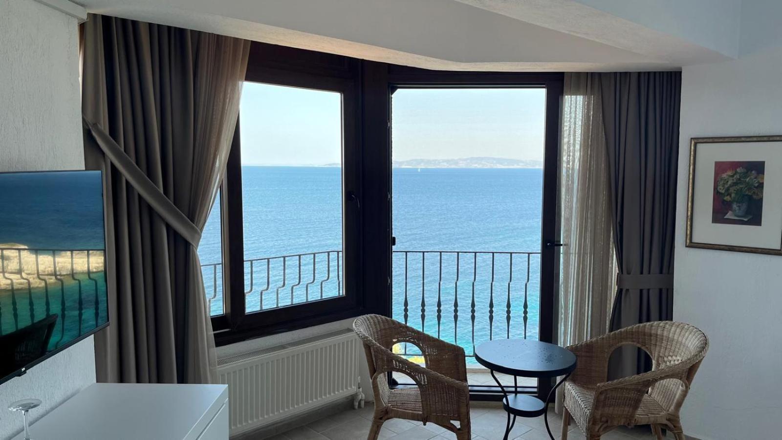 Nergis Hotel Karaburun  Exterior foto